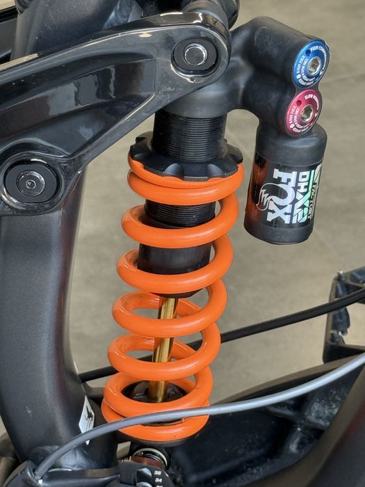 Висок клас велосипед за спускане Trek Session 8 L 27.5 БЕЗ БАРТЕРИ !