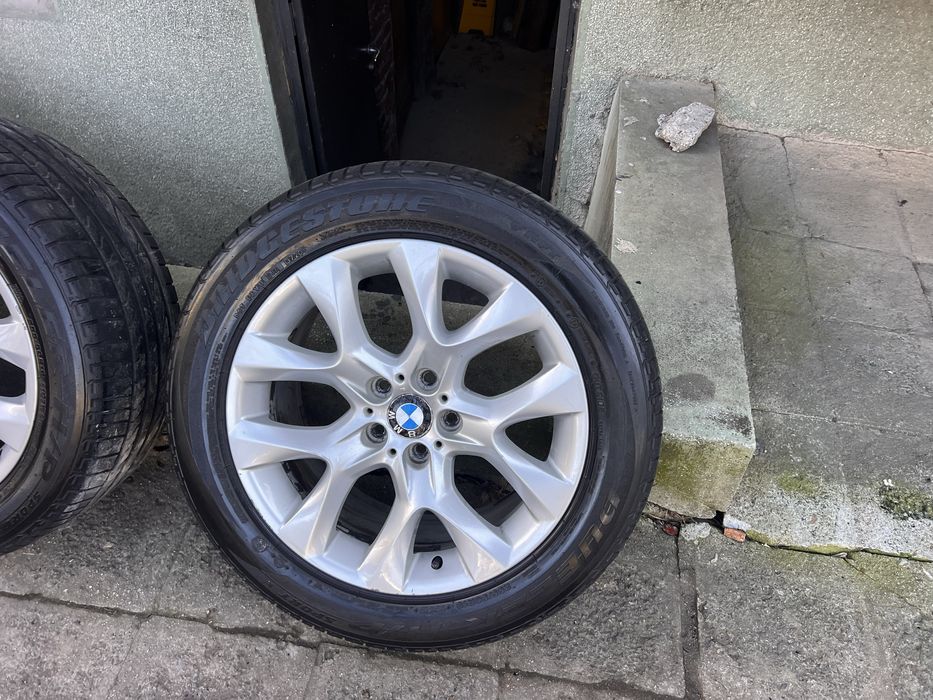 Джантите са 19ки перфектни за BMW X5