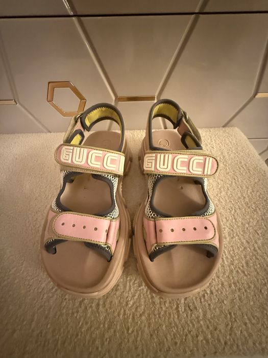 Gucci sandale pt femei