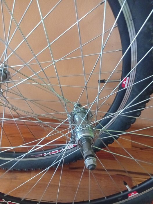 Капли Byox 27.5 комплект с вътрешни и външни гуми чисто нови.Лично пре