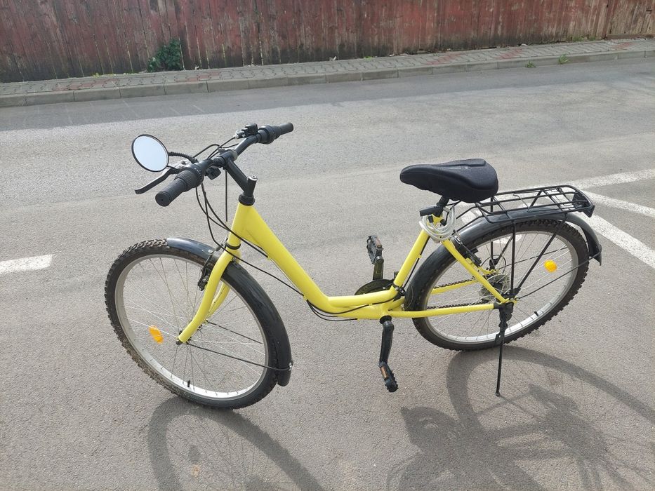 Vând bicicletă în stare bună de funcționare.