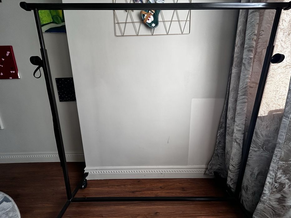 Вешалка для вещей