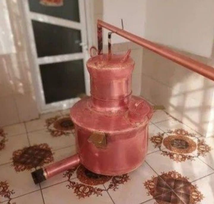 Vand cazane de făcut țuică