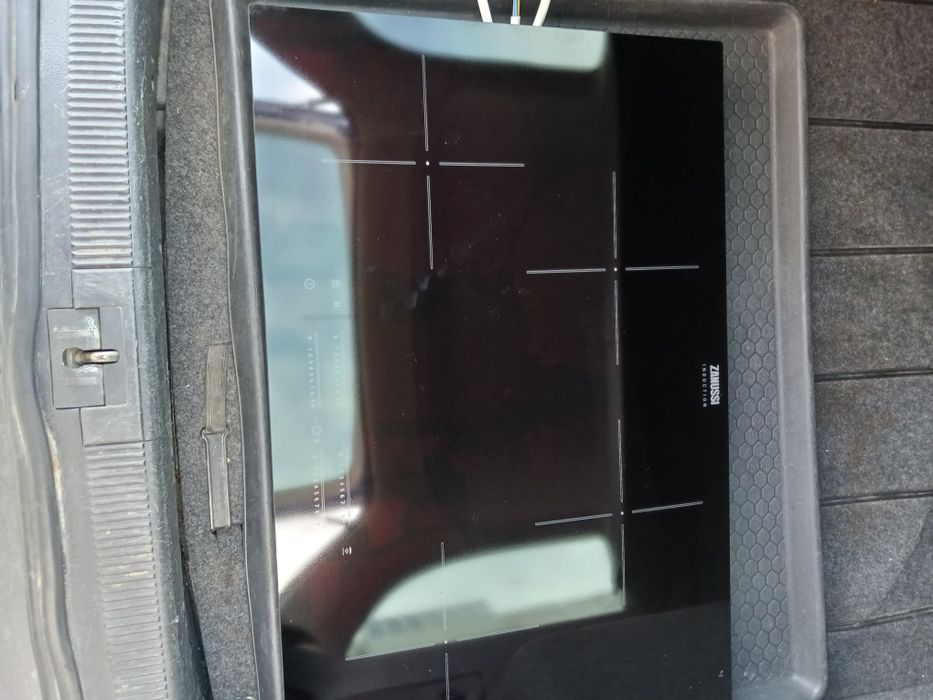 Индукционен плот с 4 зони