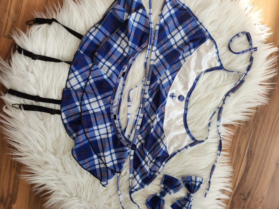 Дамски костюм Scholl girl с панделки