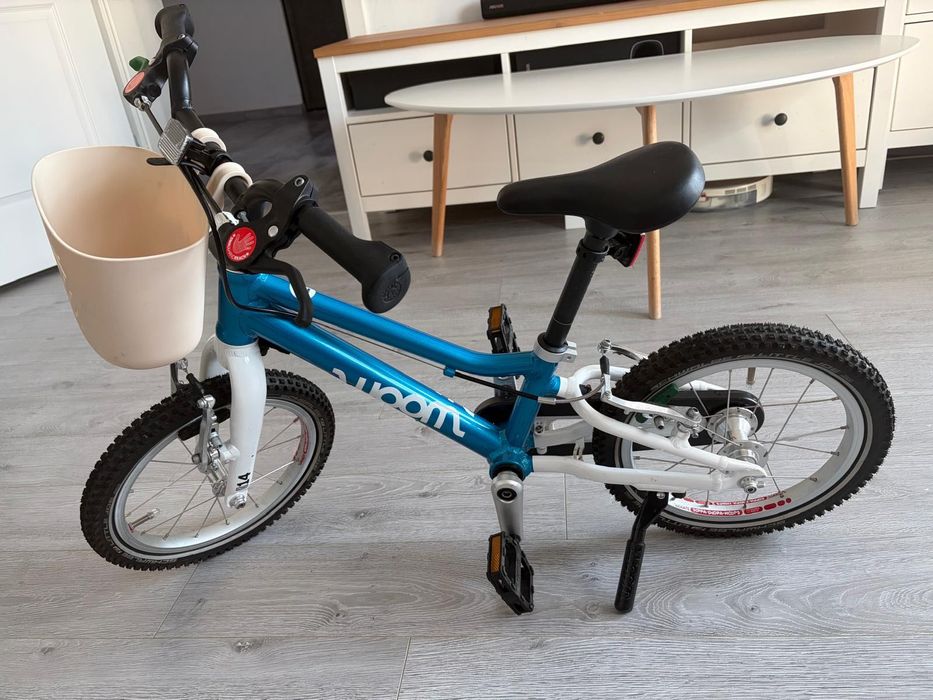 Pachet Complet Bicicletă Woom 2 Albastru (14") + Cască Woom S (cu cutie) + Accesorii