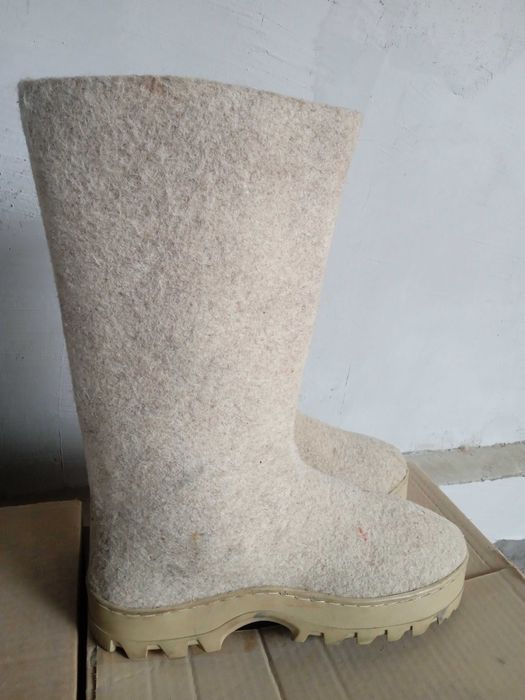 Валенки с подошвой