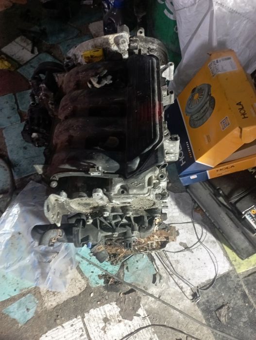 Лада ларгус матор.