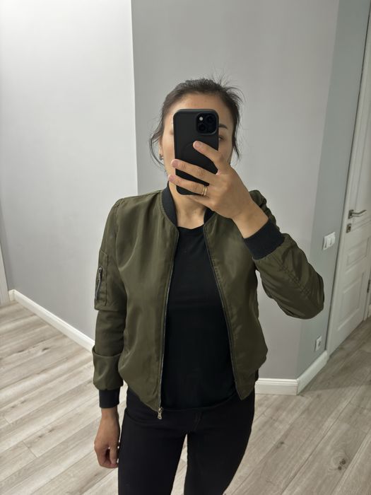 Пиджак , костюм MANGO . Бомбер