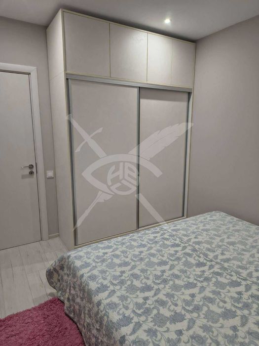 Двустаен апартамент - кв Тракия - 11824551