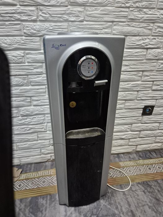 Продам кулер для воды