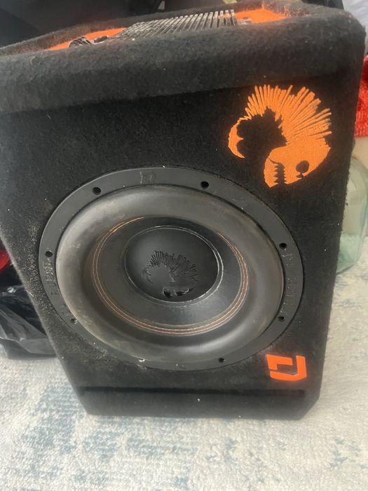 Продам сабвуфер в хорошем состоянии
