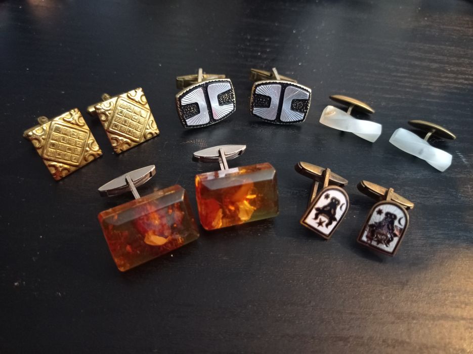 Lot 3 perechi butoni vechi