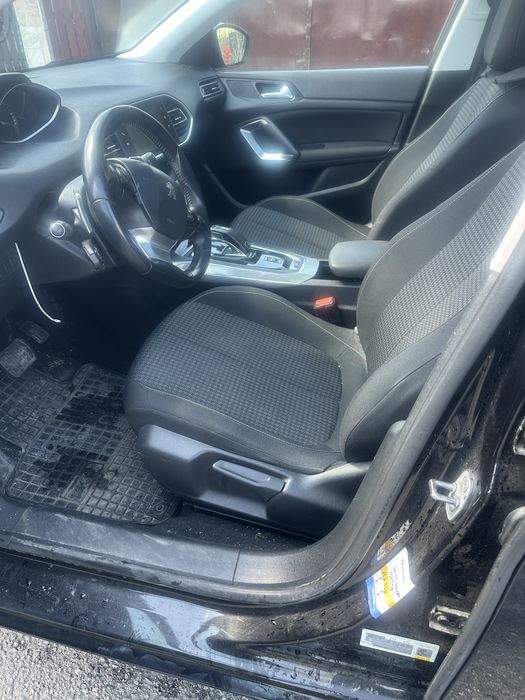 Vand Peugeot 308 SW automat 1.5 diesel