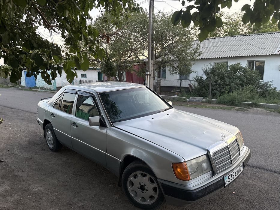 Mersedes benz w124
