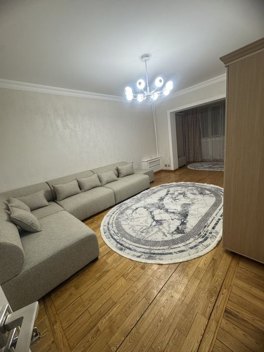 Ойбек метро Мирабад Сдается квартира на ул Чехова Ойбек 4 комнатная но