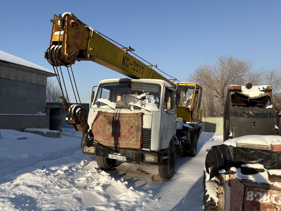Автокран МАЗ КС-3577