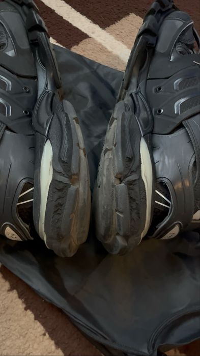 Balenciaga track