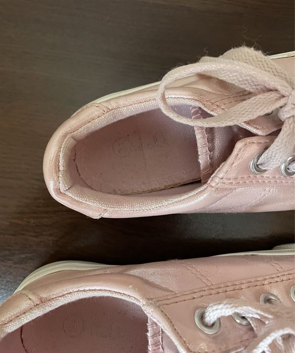 Страхотен лот (сандали и кецове на nelli blu) за сладурка н-р 31!