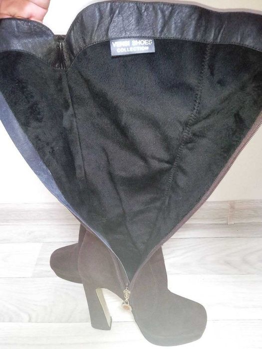 Cапоги замшевые.