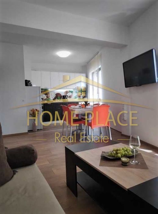 Дава се под наем Тристаен апартамент в Варна, Център - 112 кв.м за 698.19 € - Снимка #1