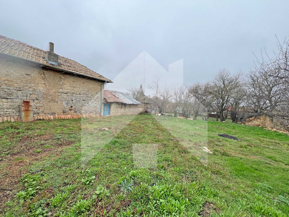 Продава се Къща в Нови пазар - 100 кв.м за 143 €/кв.м - Снимка #23