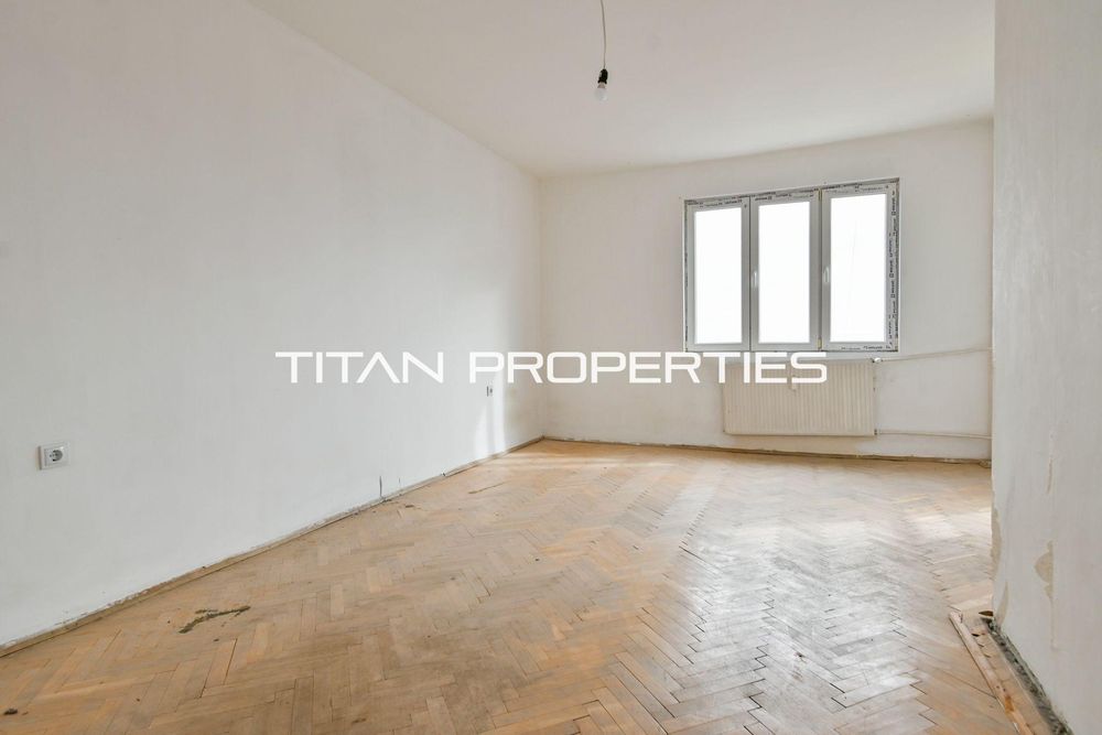 Тристаен, продажба, ж.к. Младост 4