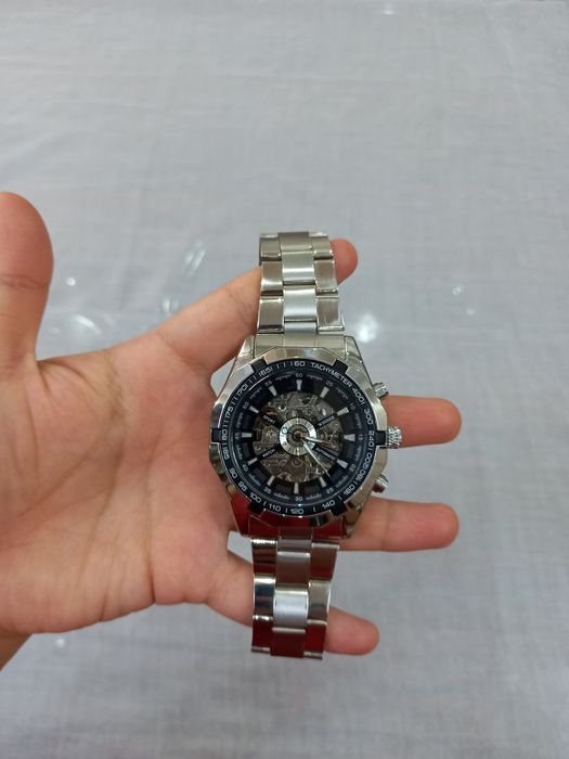 Erkaklar qo'l soati orginal Srochna