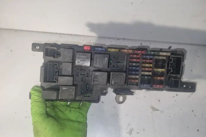 Panou sigurante motor Volvo S80 2004 2.4 TD MT (130 hp)