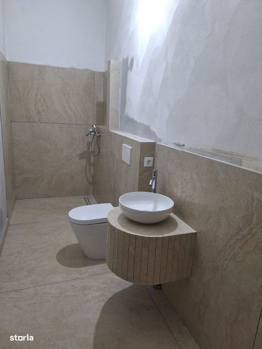 Spațiu de birouri de închiriat | 100 mp | Etaj 1 | Calea Unirii
