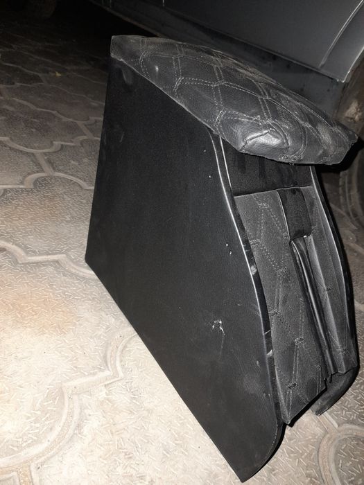 Полочка для атомобиля