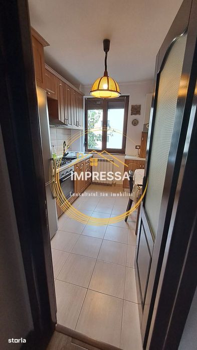 Se vinde apartament 3 camere etaj 3 zona 0 Suceava 122.000euro neg