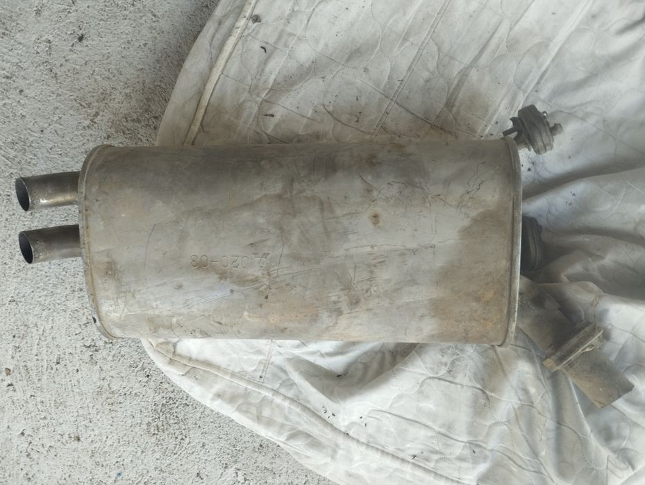 Банка глушителя mitsubishi diamante