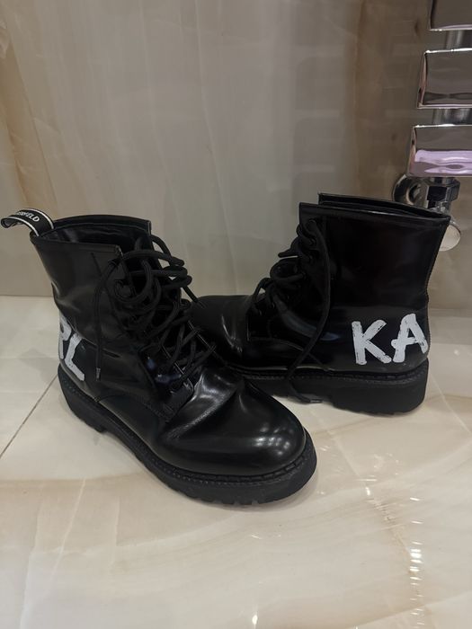 Боти Karl Lagerfeld,38ми размер