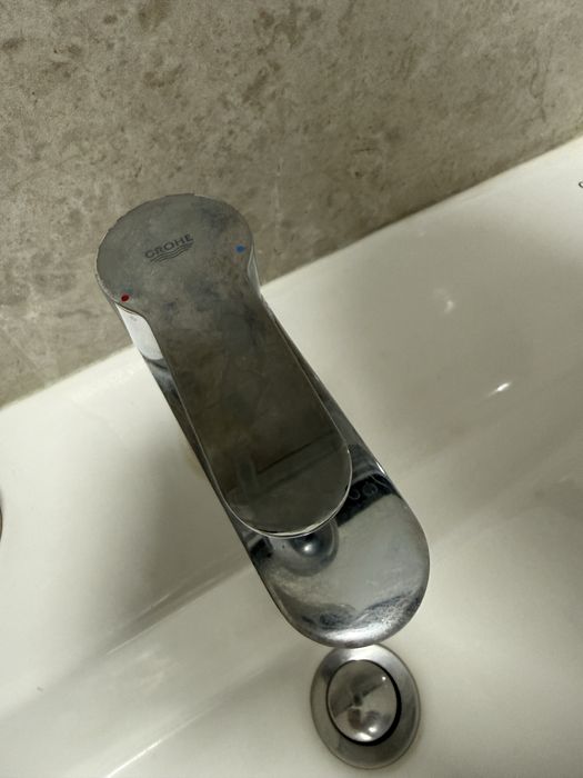 Раковина со шкафом