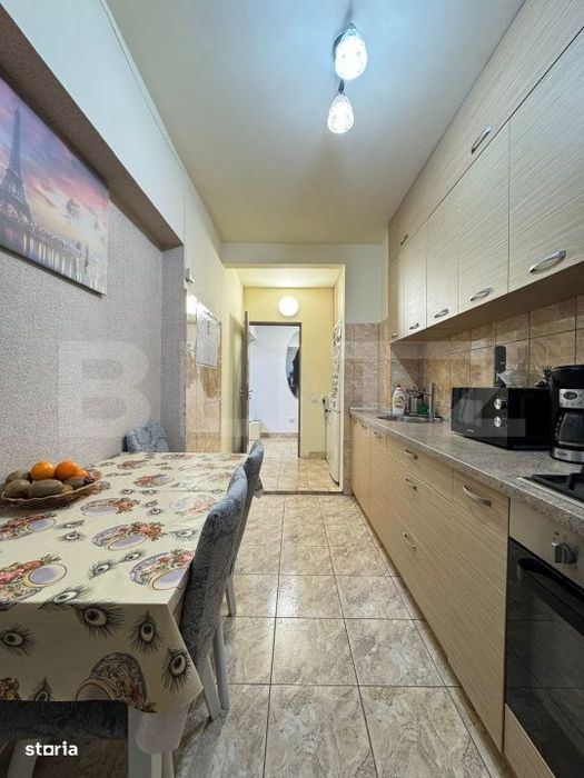 Apartament 2 camere, 58mp, decomandat, parcare inclusa, balcon Eroilor