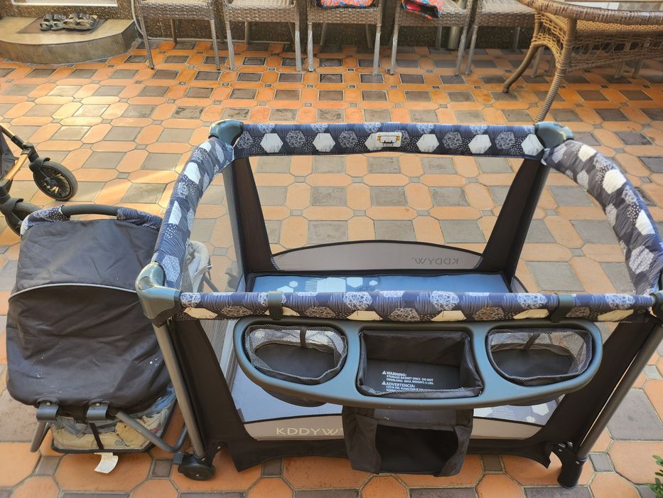 Новый Детский манеж