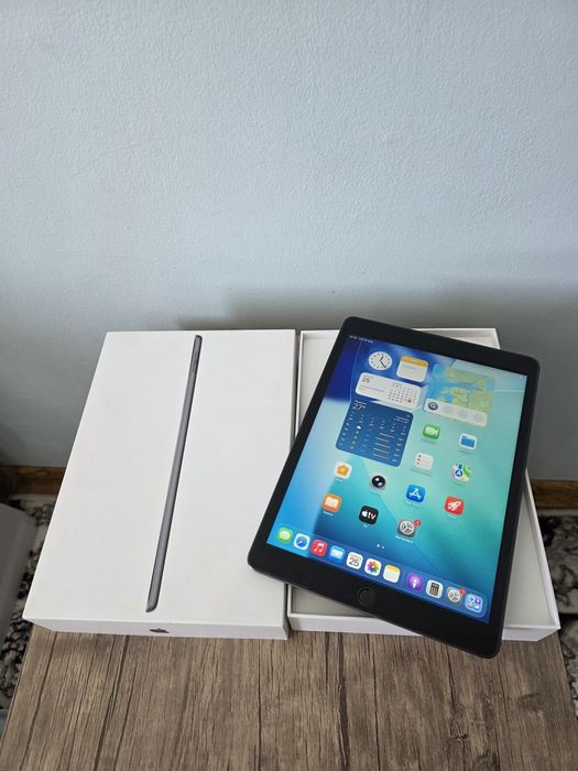 Идеал Apple iPad 9 64GB Wi/Fi