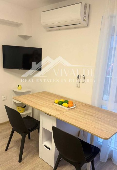 Продава се Двустаен апартамент в Варна, Център - 35 кв.м за 3715 €/кв.м - Снимка #9