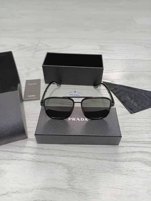 Ochelari Bărbați Prada