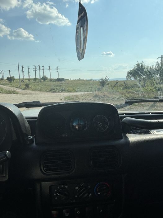 Hyundai galloper 2.5 / schimb cu auto in 4 usi