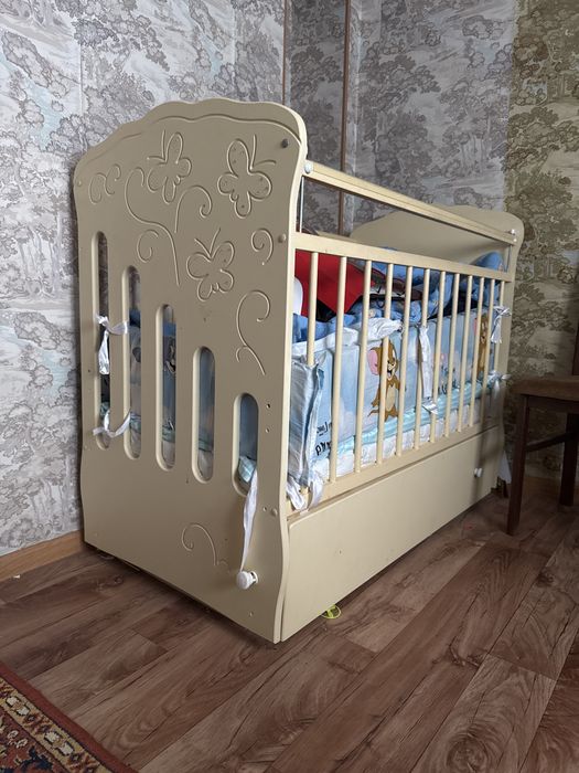 Кроватка детская