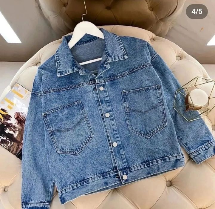 Продам джинсовую куртку