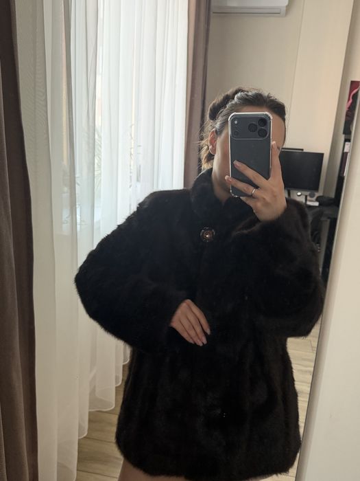 Продам норковую шубу
