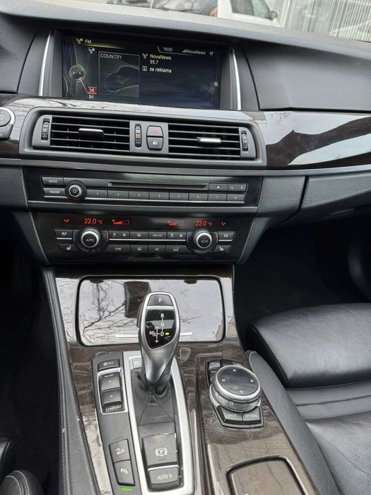 BMW 528ix 2016г. F10