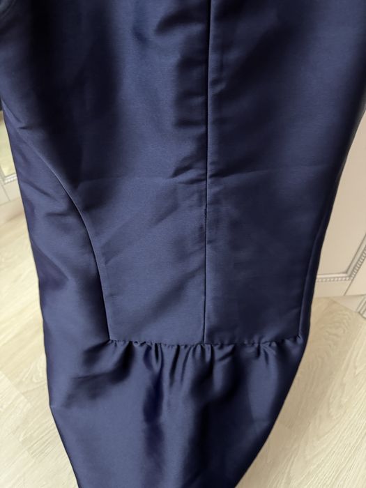 Платье от бренда max mara