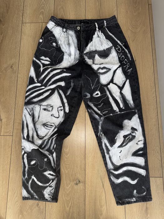 Дънки Djofra, ръчно нарисувани