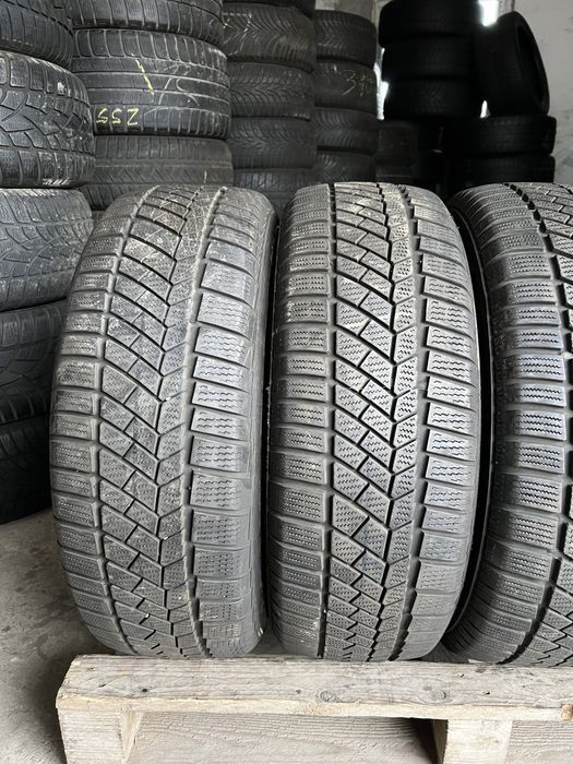 4 anvelope de iarna 205/60/16 continental runflat!