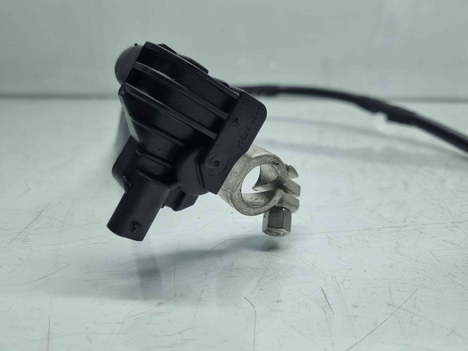 Borna baterie (-) AudiA1 Sportback (8XF) [Fabr 2011-2018] OEM