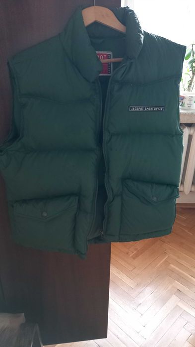 Пухен зимен елек SPORTS ACTIVITIES